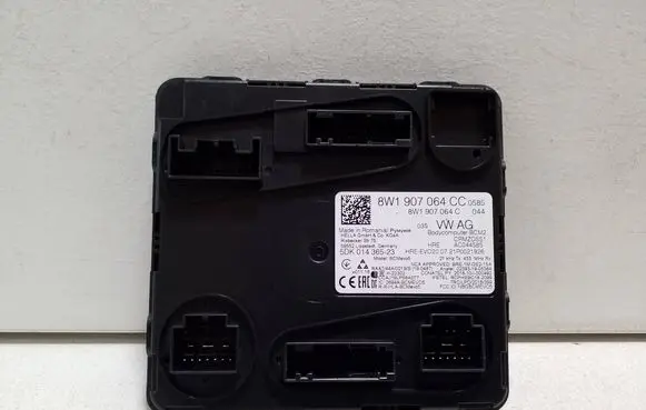 Audi A5 Central body control module 8W1907064CC 8W1907064C 5DK01436523