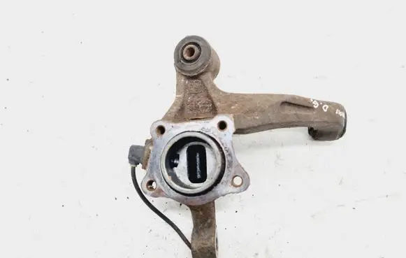 Toyota Avensis T220 Rear wheel hub 4230405050