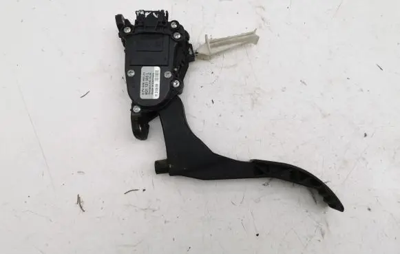 Volkswagen Golf IV Accelerator throttle pedal 6Q1721503L
