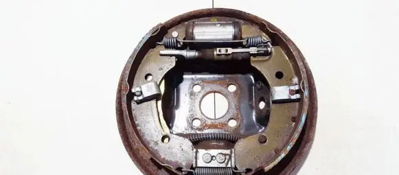 Renault Clio III Handbrake/parking brake pads 8200123913