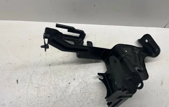 Audi A4 S4 B7 8E 8H ABS pump bracket 8E0614119AE 03S24