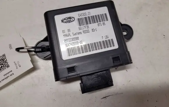 Peugeot 407 Fuel injection pump control unit/module 551200016905 09733309900 964742828000