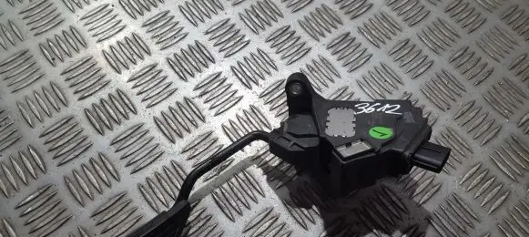 Toyota Yaris Accelerator throttle pedal 781100d020 06313a