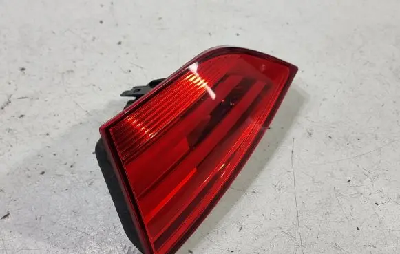 BMW X1 E84 Tailgate rear/tail lights 03426600 1021210024 63212992480