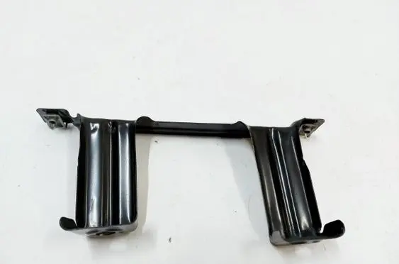 BMW X6 F16 Fender mounting bracket 55107M