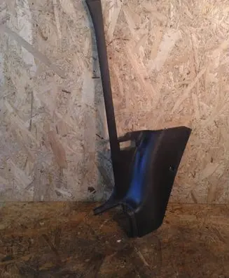 Volkswagen Golf III (A) pillar trim 1H1863483