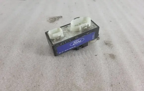 Ford Galaxy Coolant fan relay 95VW8653AA 7MO000317