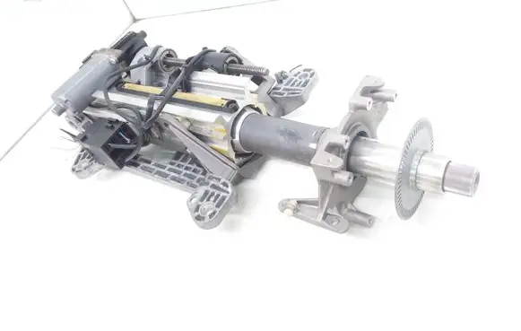 Jaguar XF X250 Steering wheel axle 2W933C529AK