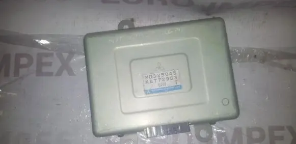 Mitsubishi Space Runner Other control units/modules MD325045 K8T72983