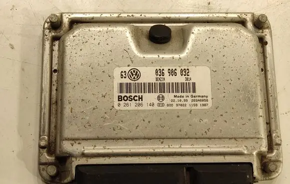 Volkswagen Golf IV Engine control unit/module 036906032 0261206140