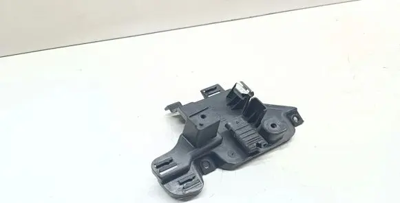 BMW 4 F32 F33 Other engine bay part 8513997 13628513997 53210310