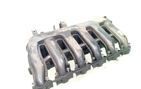 BMW 5 E60 E61 Intake manifold 7790701