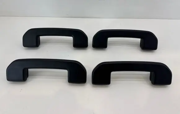 Peugeot 208 II A set of handles for the ceiling 