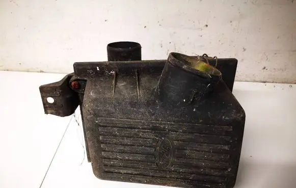 Ford Escort Air filter box 91ff9600ae 91ff-9600-ae