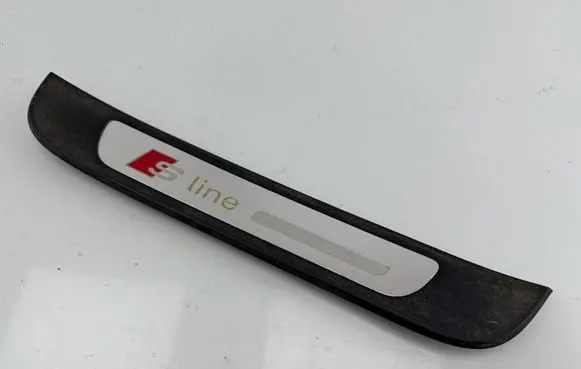 Audi A6 C7 Rear sill trim cover 4G0853376K