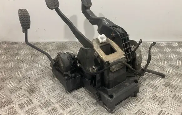 Citroen Jumper Pedal assembly 610502