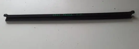 Seat Arona Rubber seal rear door window/glass 