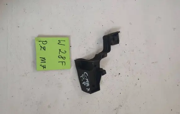 Ford Focus C-MAX Front bumper mounting bracket 89741564