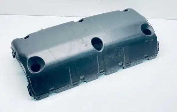 Volkswagen Touareg II Battery tray heat shield 7P0819024