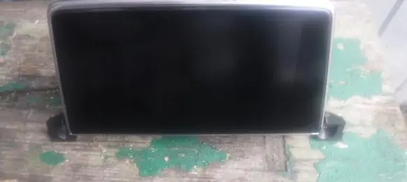 Peugeot 5008 II Screen/display/small screen