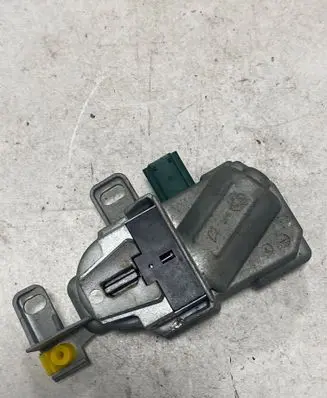 Volvo S80 Steering wheel lock P31202090 T272A7649