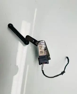 BMW X5 F15 Front height sensor lever 6867646