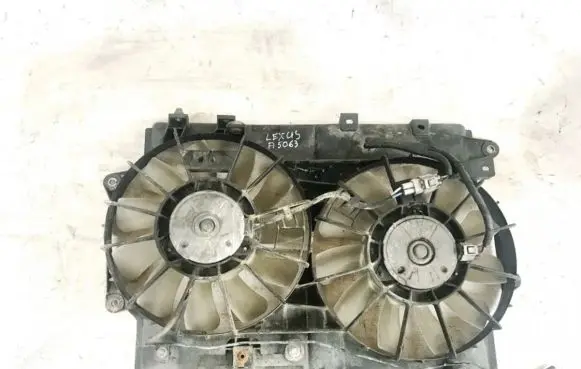 Lexus IS 220D-250-350 Radiator cooling fan shroud