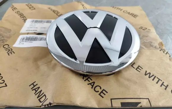Volkswagen T-Cross Manufacturer badge logo/emblem 3G0853601BDPJ