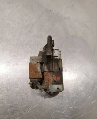 Mazda 5 Starter motor m000t90981