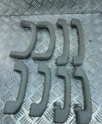 Nissan Pathfinder R51 A set of handles for the ceiling 
