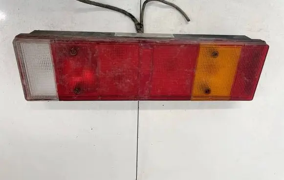 Volkswagen II LT Rear/tail lights