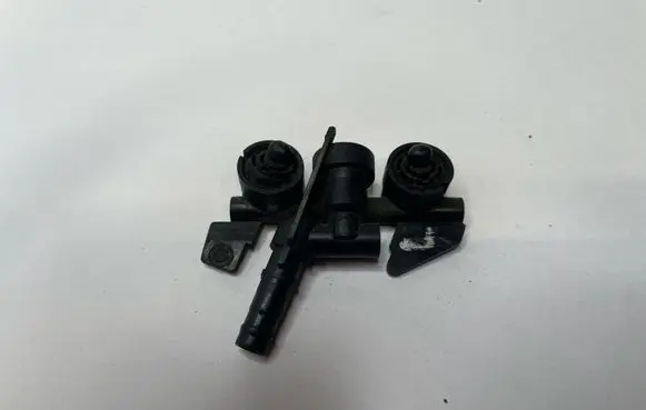 BMW 3 E46 Headlight washer spray nozzle 8375541