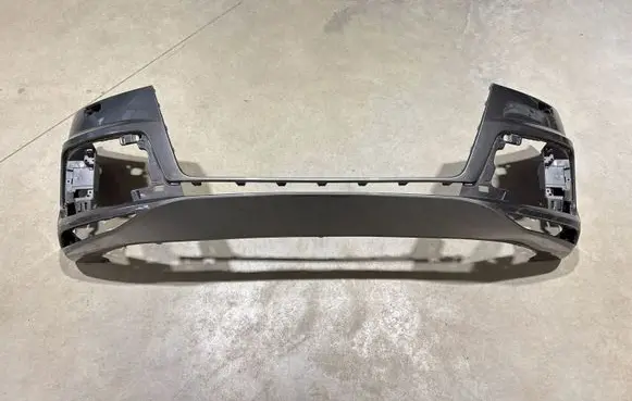 Audi Q7 4M Front bumper