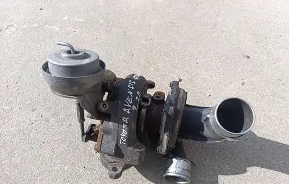 Toyota Avensis T250 Turbo 172010r041