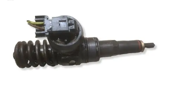Audi A3 S3 8P Fuel injector 0414720215