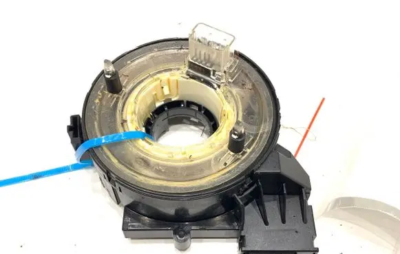 Volkswagen Golf VI Airbag squib ring wiring 1K0959653C