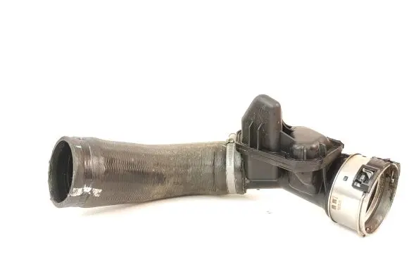 Volvo XC60 Intercooler hose/pipe 31422095