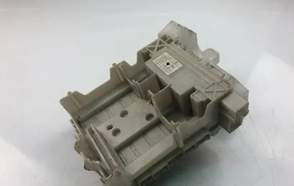 Toyota Aygo AB10 Other control units/modules 827300H030