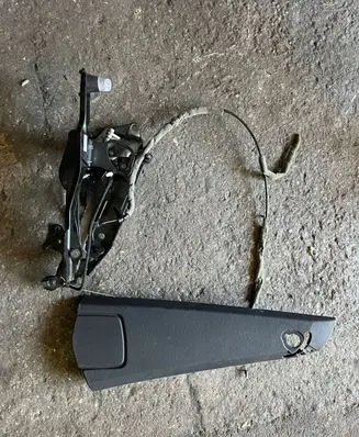 BMW 1 E82 E88 Tailgate/trunk/boot hinge 7174773