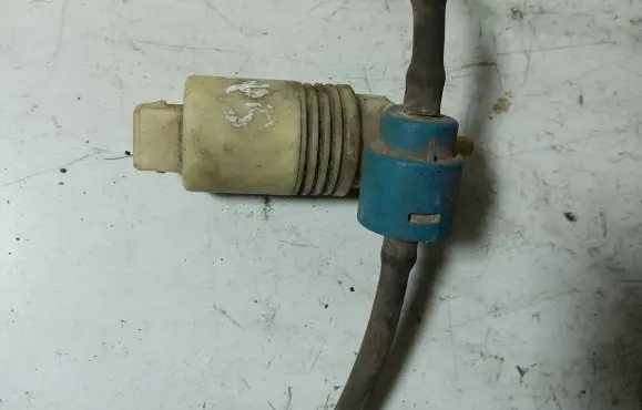 Ford Galaxy Windscreen/windshield washer pump