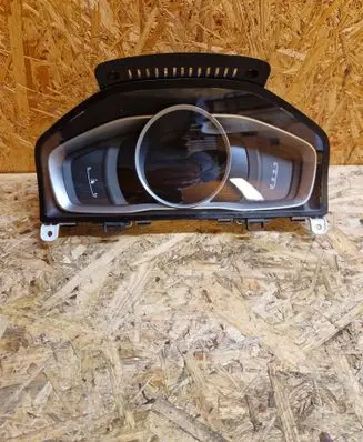 Volvo XC60 Speedometer (instrument cluster) 31433333