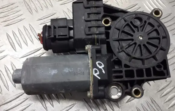 Audi A6 S6 C5 4B Vent window/glass motor 0130821774
