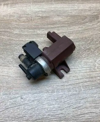 Peugeot 407 Turbo solenoid valve 9654282880 70061200 USED