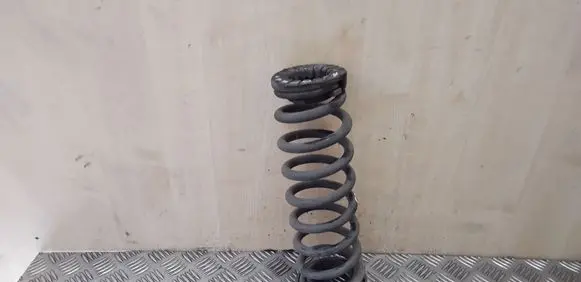 Hyundai i40 Rear coil spring