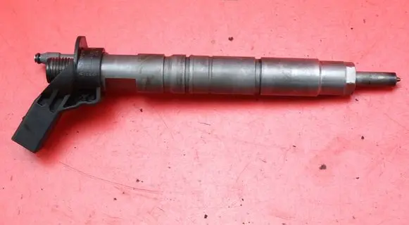 Mercedes-Benz Sprinter W906 Fuel injector