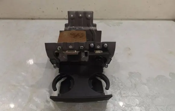 Chevrolet Aveo Cup holder back
