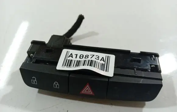 Opel Insignia A Hazard light switch 13324594