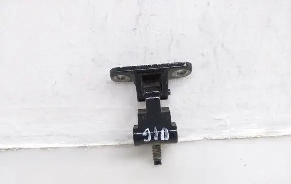 Seat Tarraco Tailgate/trunk/boot hinge 5G6827301A