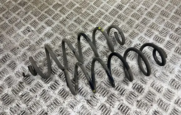 Nissan Qashqai J12 Rear coil spring