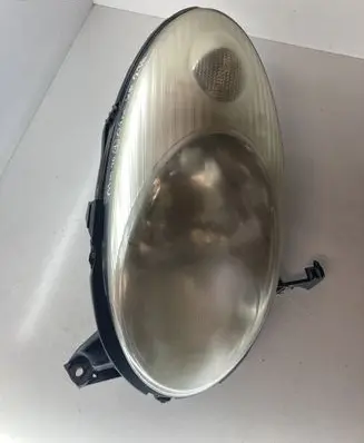 Nissan Micra Headlight/headlamp 89007101